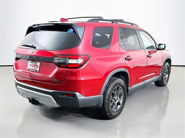 used 2025 Honda Pilot car, priced at $44,350
