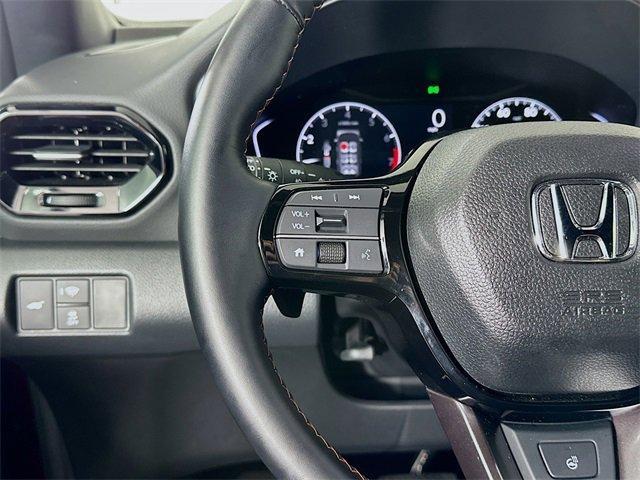 used 2025 Honda Pilot car, priced at $44,350