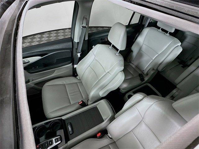 used 2022 Honda Pilot car, priced at $34,995