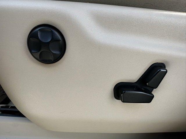 used 2015 Jeep Grand Cherokee car, priced at $17,500