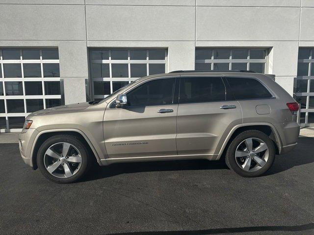 used 2015 Jeep Grand Cherokee car, priced at $17,500