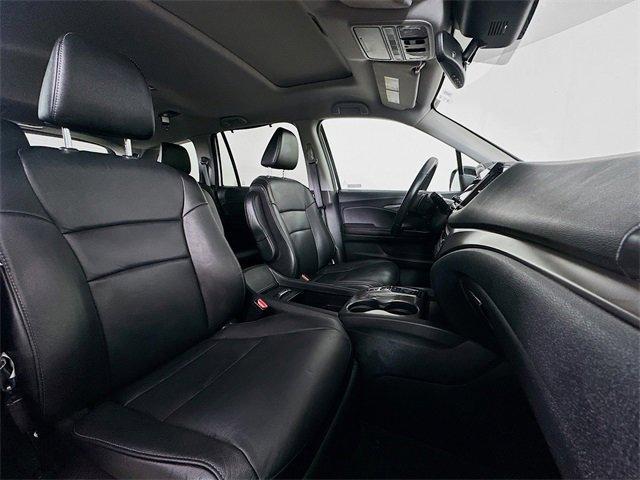 used 2022 Honda Pilot car, priced at $32,250