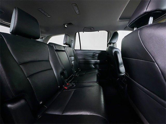 used 2022 Honda Pilot car, priced at $32,250