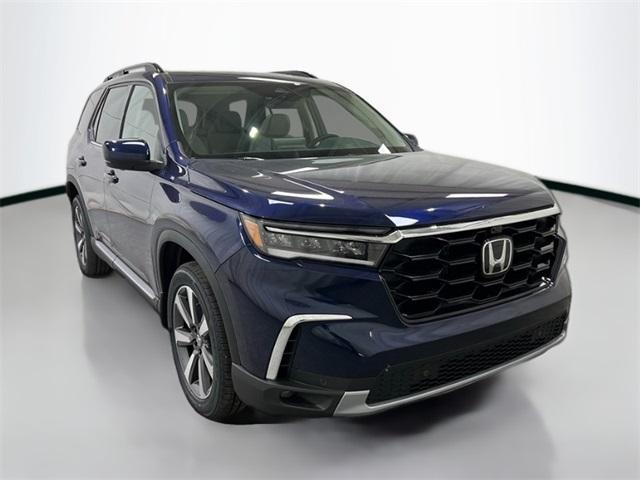 new 2025 Honda Pilot car, priced at $47,176