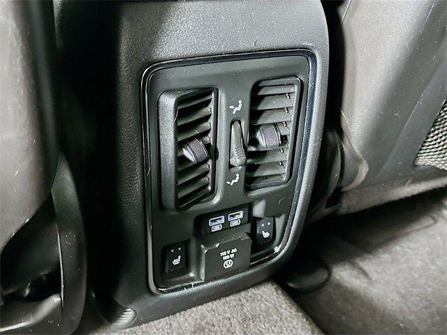 used 2015 Jeep Grand Cherokee car, priced at $11,986