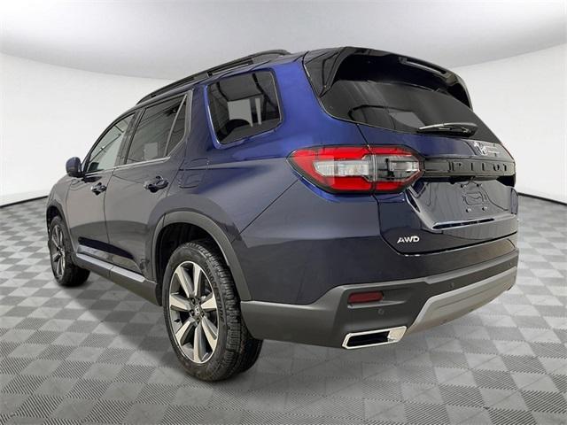 new 2025 Honda Pilot car, priced at $53,439