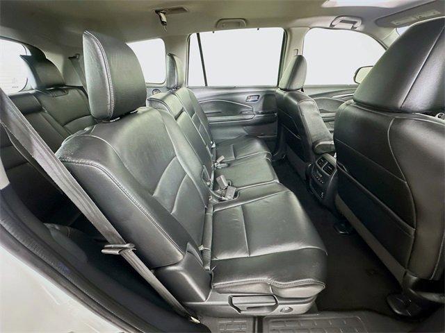 used 2022 Honda Pilot car, priced at $25,695