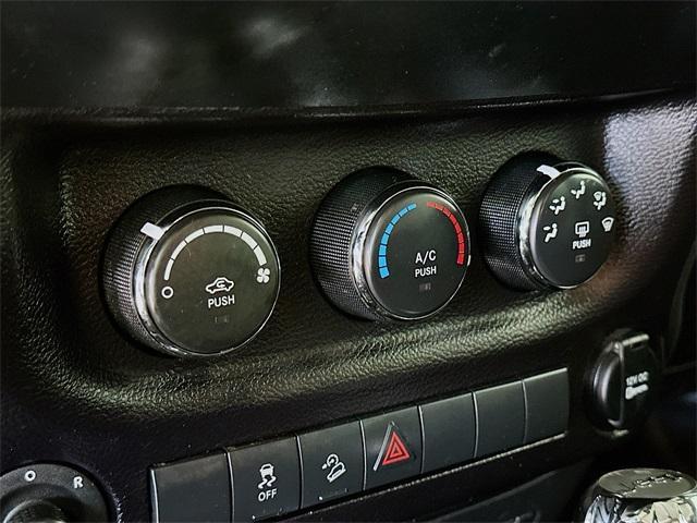 used 2015 Jeep Wrangler Unlimited car, priced at $17,000