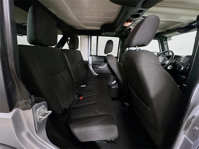used 2015 Jeep Wrangler Unlimited car, priced at $17,000