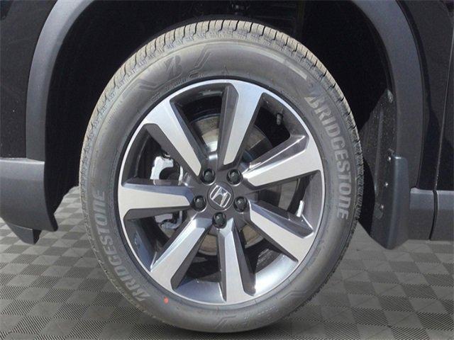 new 2025 Honda Pilot car, priced at $55,125