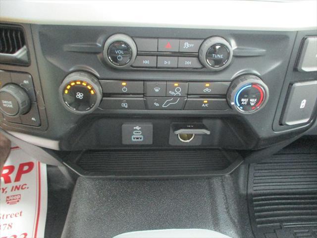 new 2025 Ford F-250 car