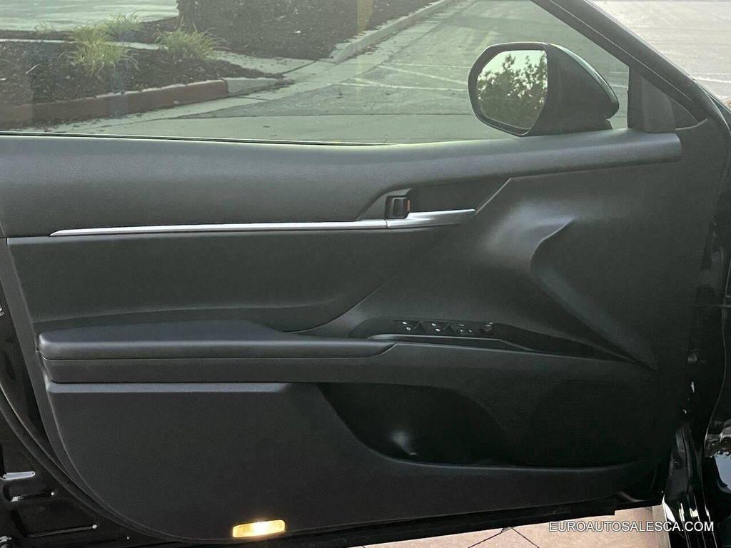 used 2019 Toyota Camry Hybrid car, priced at $24,888