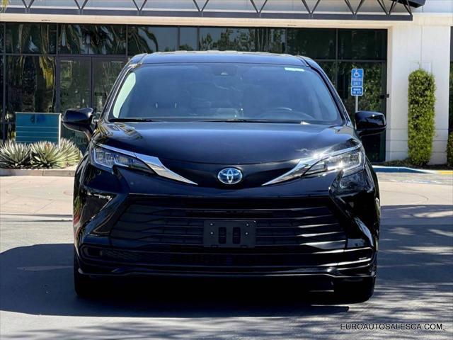 used 2021 Toyota Sienna car, priced at $30,500