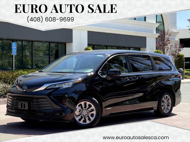 used 2021 Toyota Sienna car, priced at $30,500