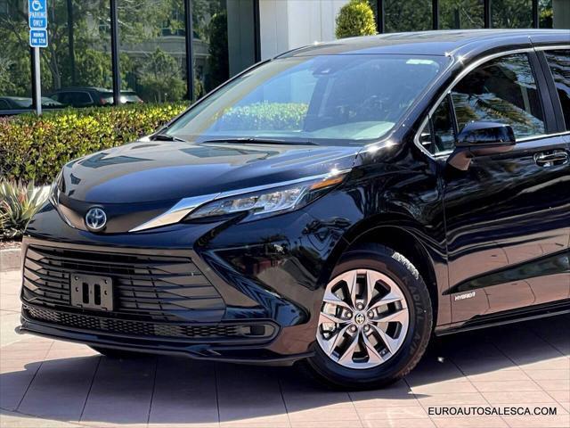 used 2021 Toyota Sienna car, priced at $30,500
