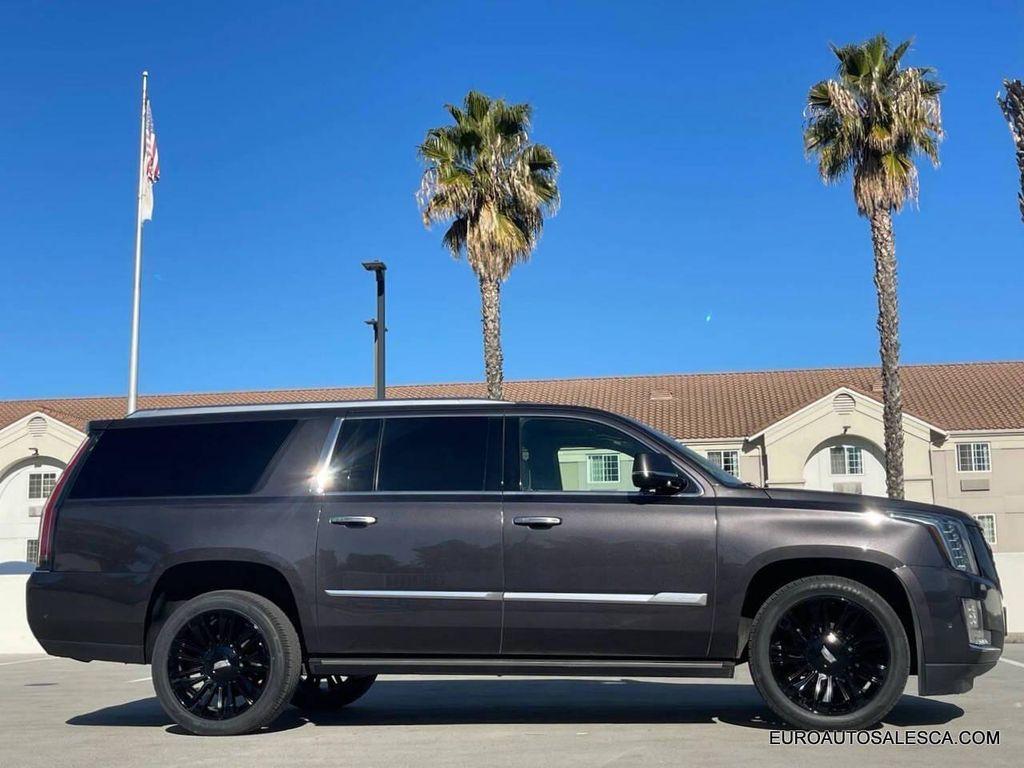 used 2017 Cadillac Escalade ESV car, priced at $26,888