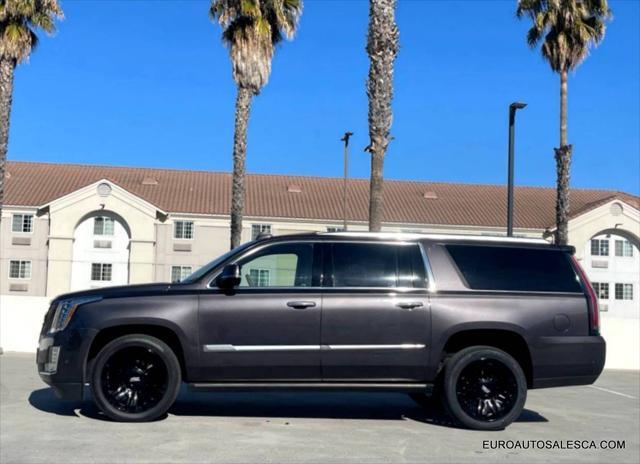 used 2017 Cadillac Escalade ESV car, priced at $29,888