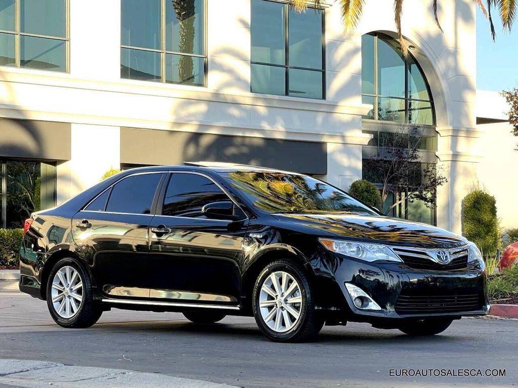 used 2012 Toyota Camry Hybrid car, priced at $13,888
