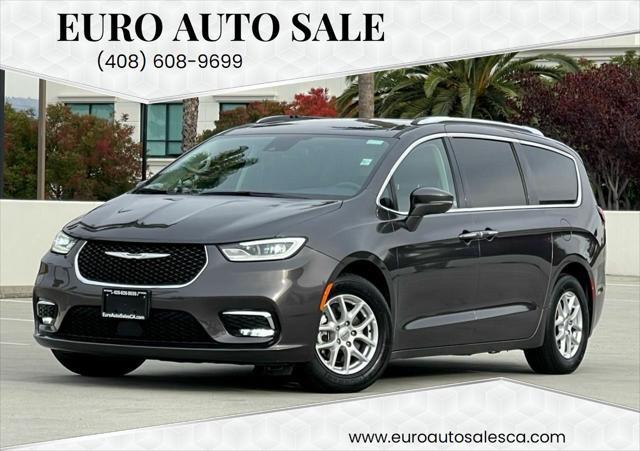 used 2021 Chrysler Pacifica car, priced at $19,990