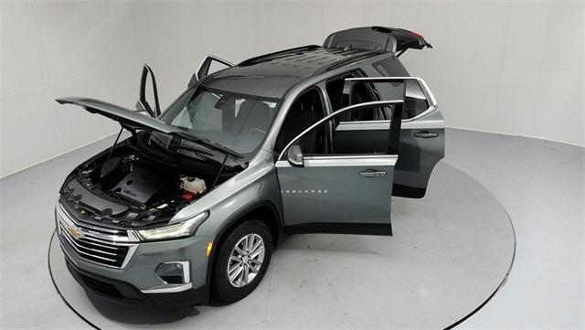 used 2022 Chevrolet Traverse car, priced at $30,395