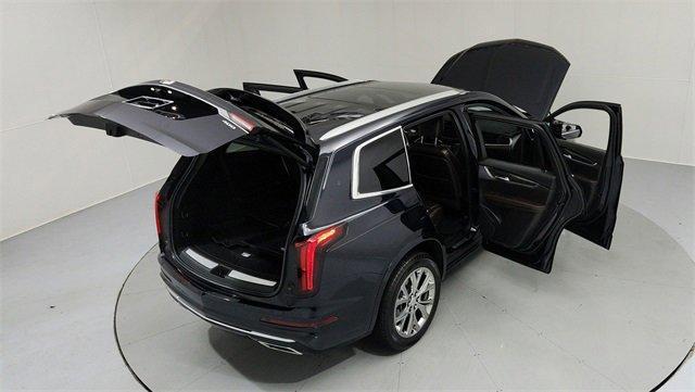 used 2022 Cadillac XT6 car, priced at $39,995