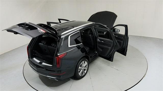 used 2022 Cadillac XT6 car, priced at $37,995