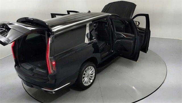 used 2023 Cadillac Escalade ESV car, priced at $81,995