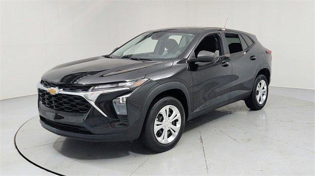 used 2024 Chevrolet Trax car, priced at $19,895