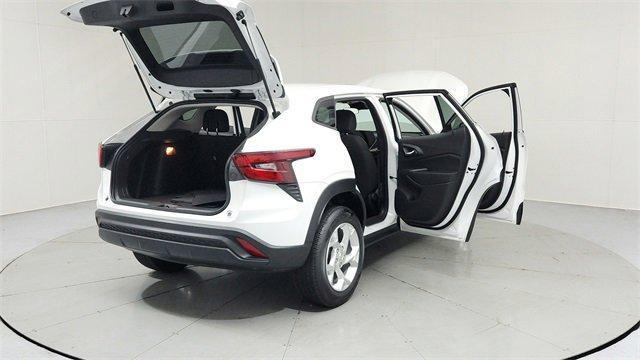 used 2024 Chevrolet Trax car, priced at $19,595