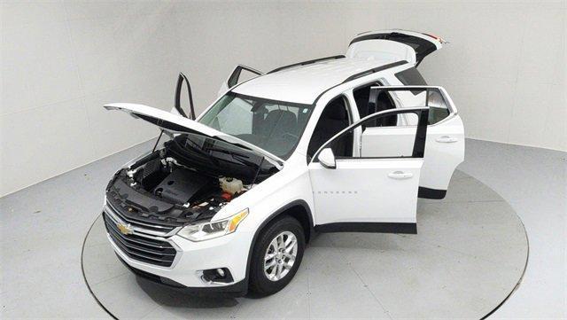 used 2021 Chevrolet Traverse car, priced at $27,095