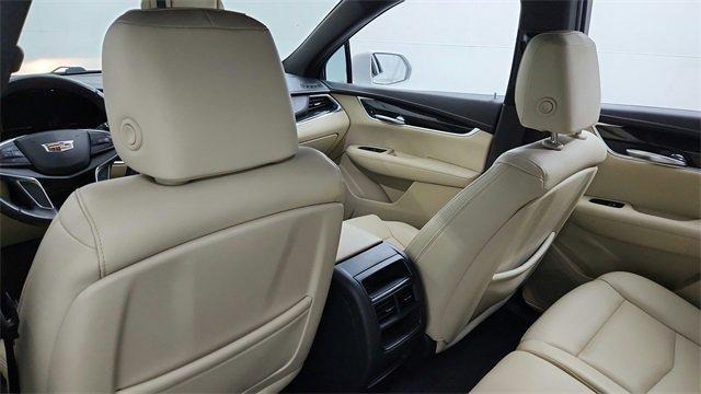 used 2018 Cadillac XT5 car, priced at $14,895