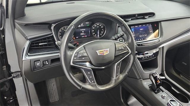 used 2023 Cadillac XT5 car, priced at $30,395