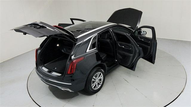 used 2022 Cadillac XT5 car, priced at $32,295
