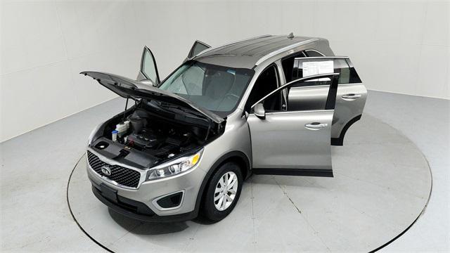 used 2018 Kia Sorento car, priced at $15,395