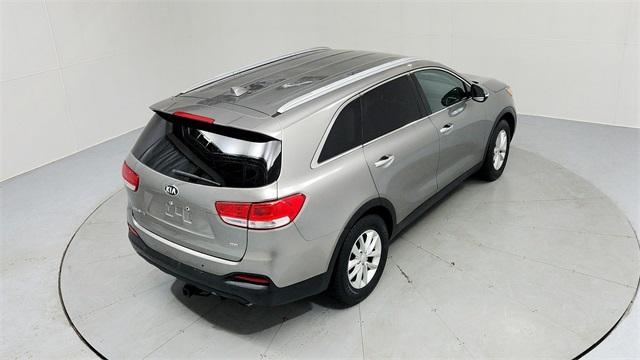 used 2018 Kia Sorento car, priced at $15,395