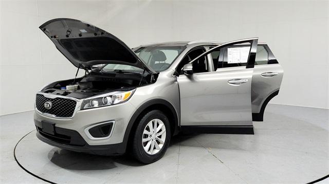 used 2018 Kia Sorento car, priced at $15,395