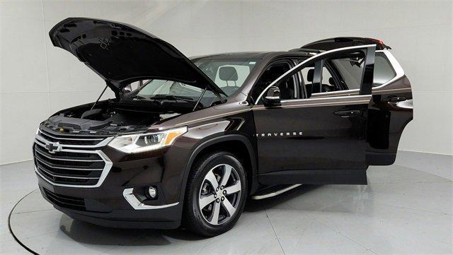 used 2020 Chevrolet Traverse car, priced at $27,995