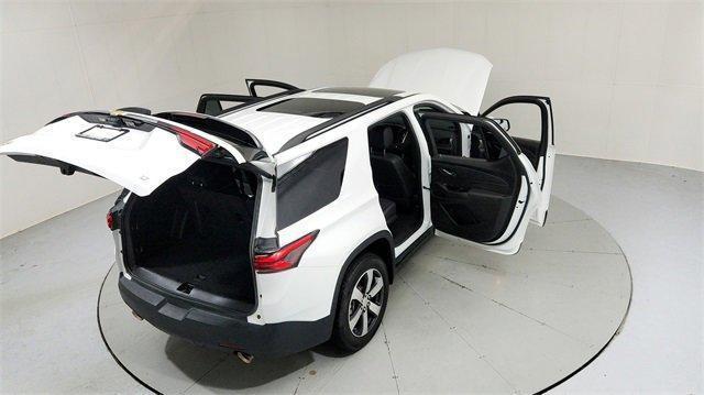 used 2023 Chevrolet Traverse car, priced at $30,995