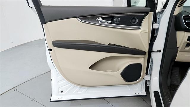 used 2020 Lincoln Nautilus car, priced at $29,995