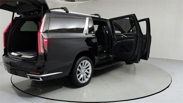 used 2021 Cadillac Escalade ESV car, priced at $64,995