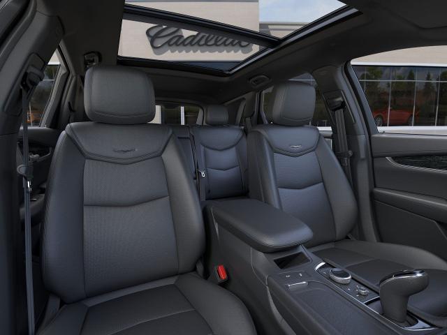 new 2025 Cadillac XT5 car, priced at $50,034