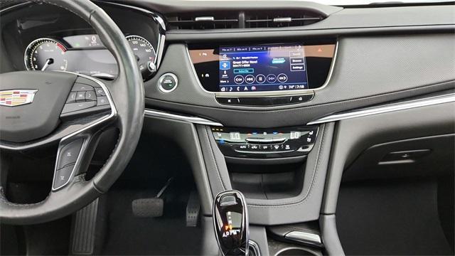 used 2023 Cadillac XT5 car, priced at $33,395