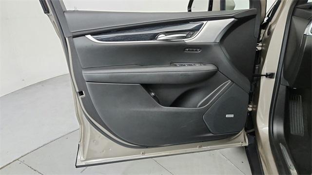 used 2023 Cadillac XT5 car, priced at $33,395