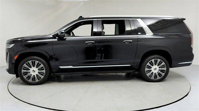 used 2022 Cadillac Escalade ESV car, priced at $66,195