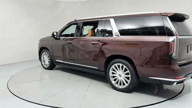 used 2022 Cadillac Escalade ESV car, priced at $57,995