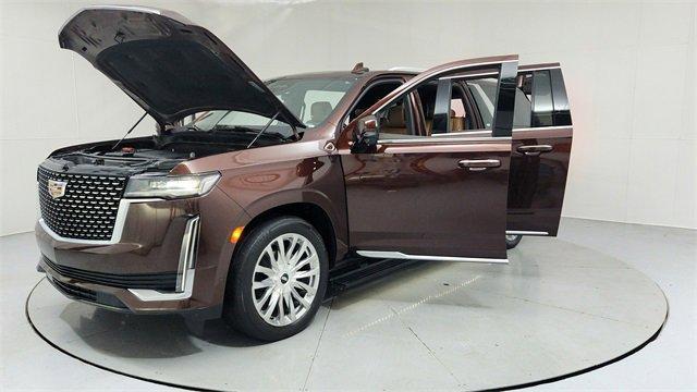 used 2022 Cadillac Escalade ESV car, priced at $57,995