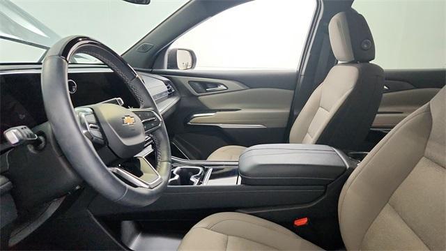 used 2024 Chevrolet Traverse car, priced at $43,595