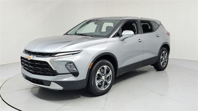 used 2025 Chevrolet Blazer car, priced at $35,349