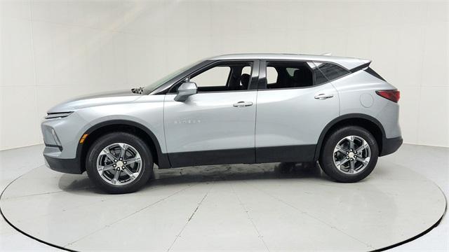 used 2025 Chevrolet Blazer car, priced at $35,349