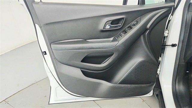 used 2022 Chevrolet Trax car, priced at $19,395